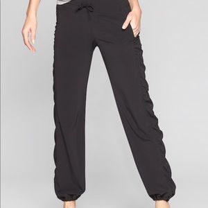 ATHLETA La Viva Pant black size 4P